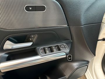 MYAUTOCENTER – Gebraucht- und Jahreswagen mit Werkstattservice in Pfaffenhofen Mercedes-Benz B 200 *360°*Keyless*Tempo*AHK*LED*Rückfahrkamera
