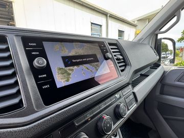 Volkswagen Crafter - 11