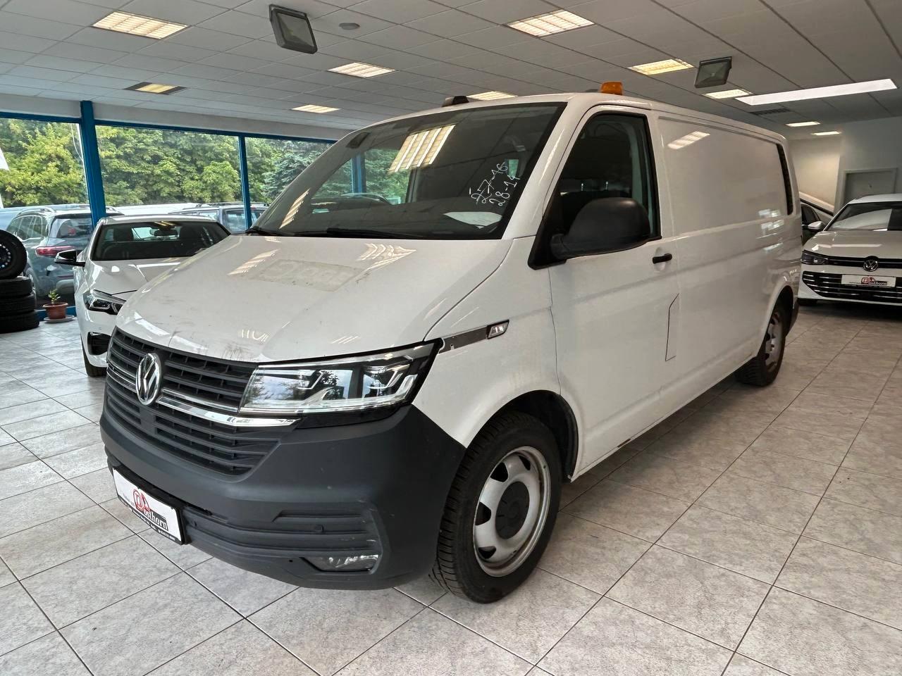 Volkswagen T6 Kasten lang 4MO AHK Klima LED Regalsystem