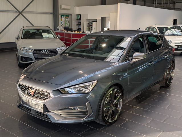 Cupra Leon 2.0 TSI DSG VZ Navi LED Kamera