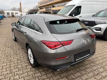 Mercedes CLA 200 Shooting Brake - 3