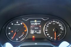 Fahrzeugabbildung Audi A3 Limousine Ambition Quattro Klima SHZ 2.HD TOP