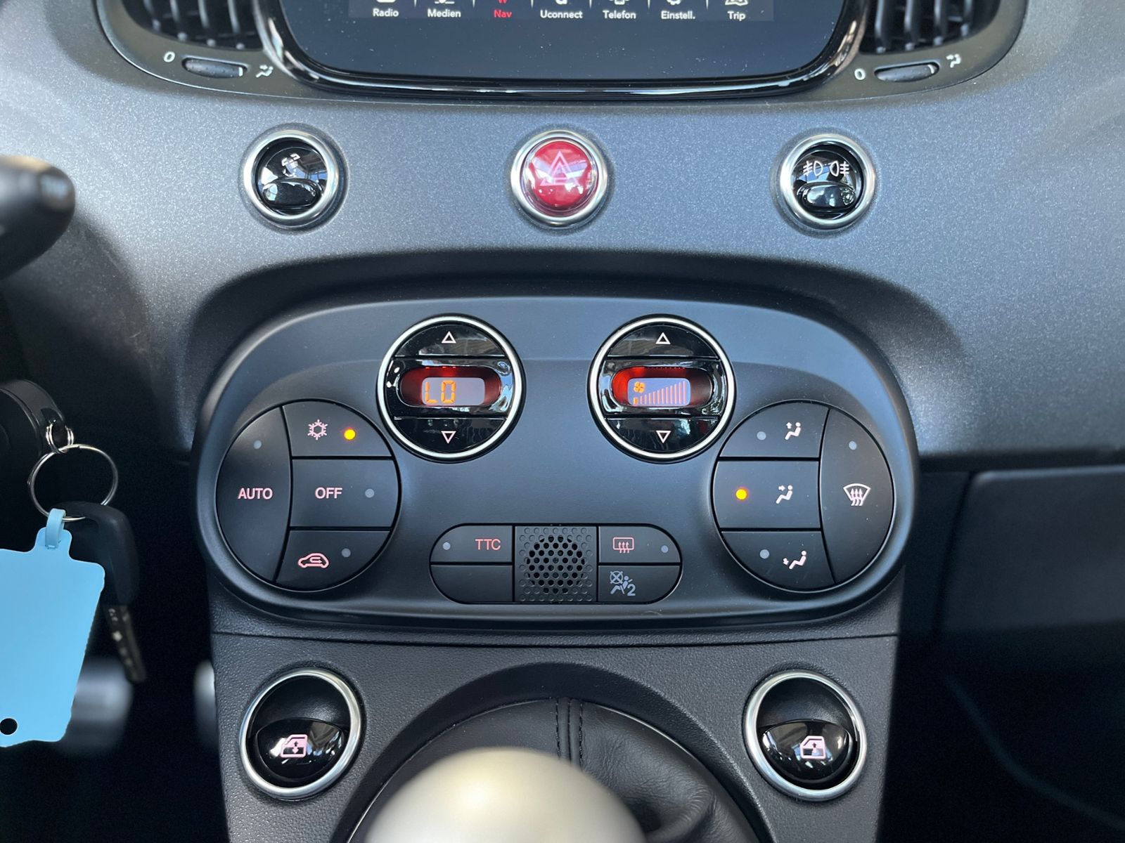 Fahrzeugabbildung Abarth 695C NUR 2.000KM!!! BEATS NAVI ALU