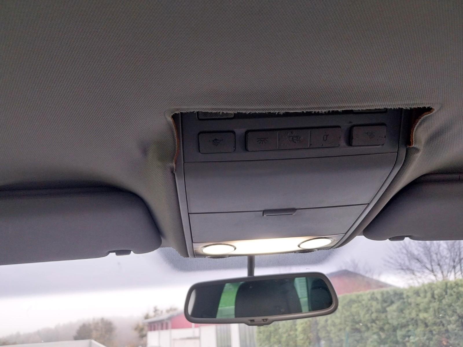 Volkswagen Touareg 2005 — photo 11