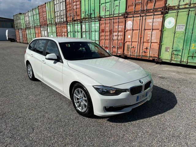 BMW Bmw 318 318d Touring Modern autom