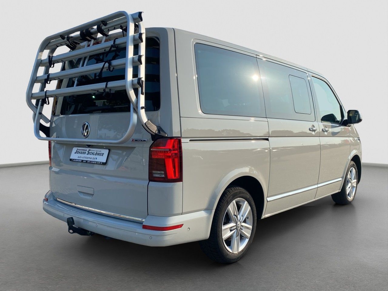 Volkswagen T6.1 Multivan Highline 4Motion DCC NAVI PDC AHK foto 5