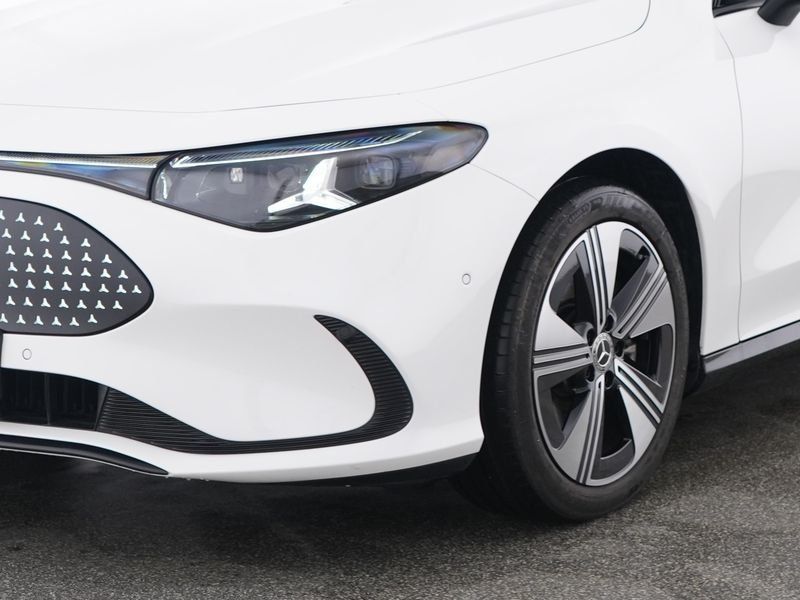 Mercedes-Benz CLA 350 4M EQ PREMIUM+ AHK SUPERSCREEN 360° MEMO imagem 2