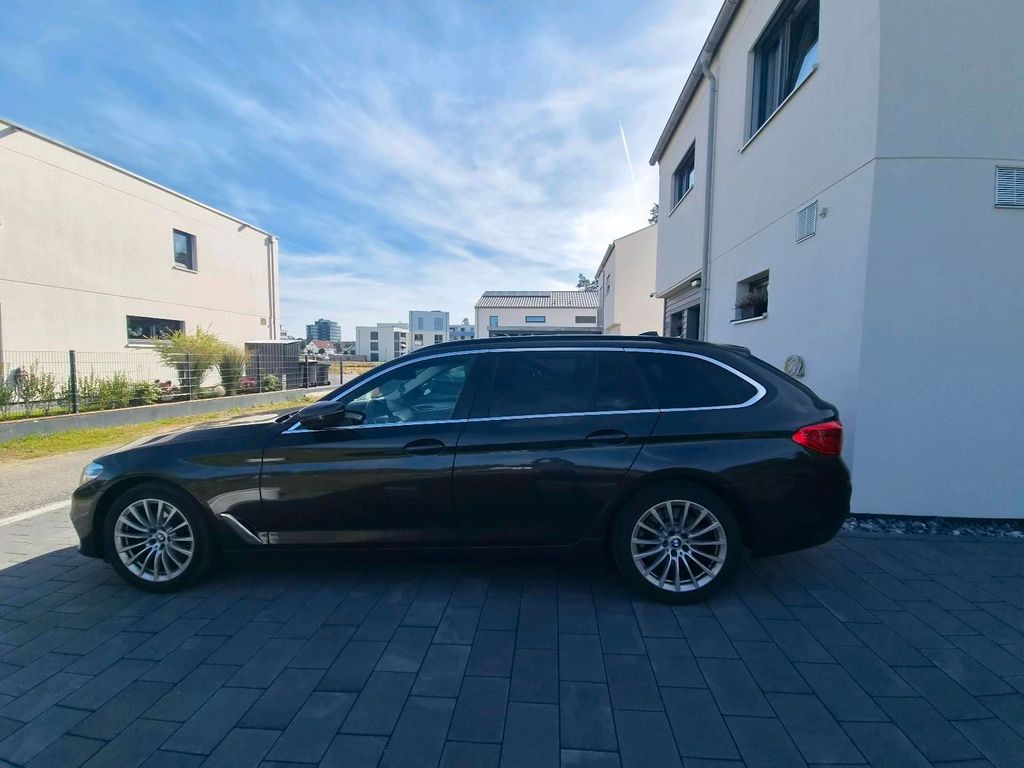 Image of BMW 520