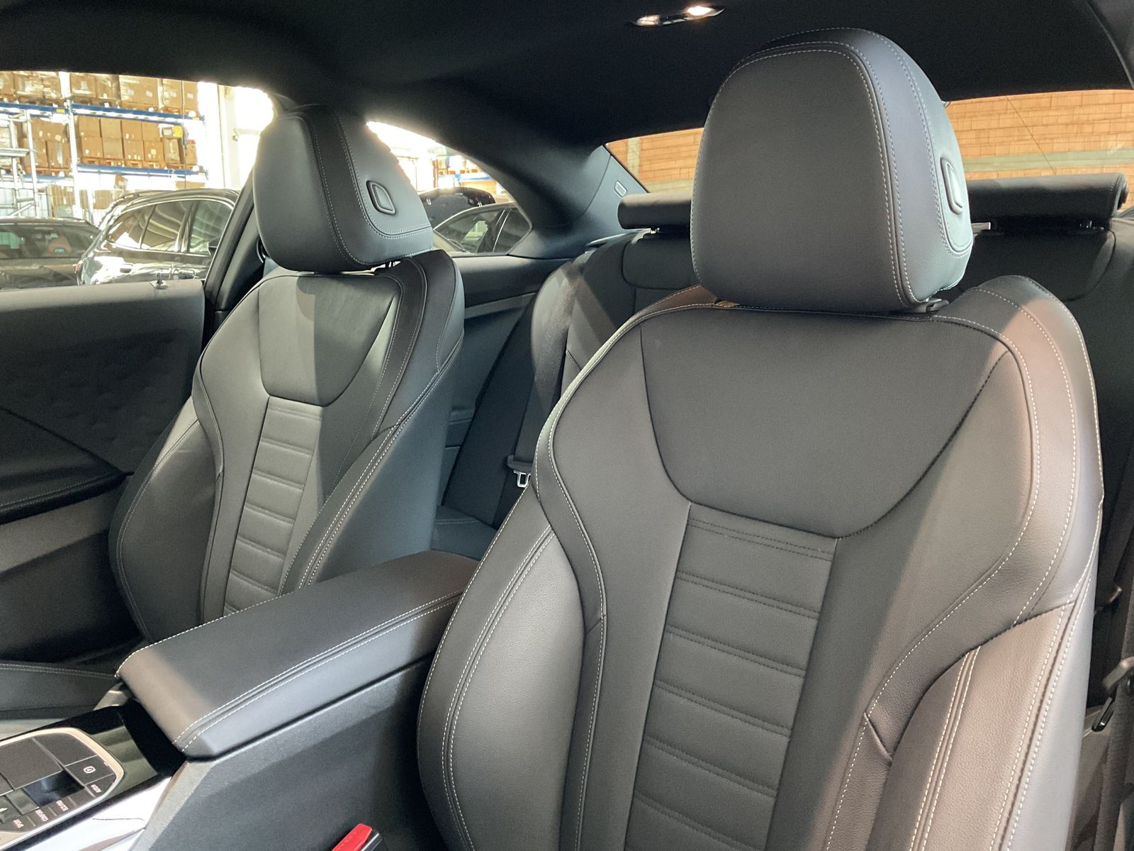 Fahrzeugabbildung BMW 220i | M Sportpaket | Sitzverstellung elektrisch