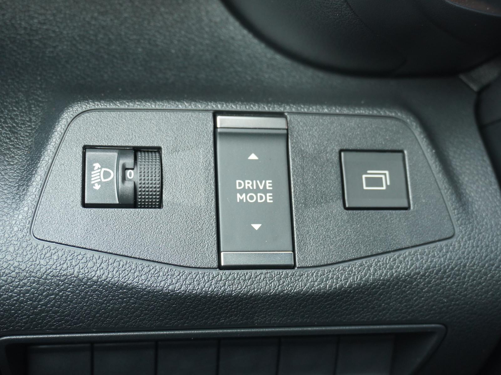 Opel Combo 3-Sitzer + 10-Zoll Navi + Allwetterreifen, миниатюра 27
