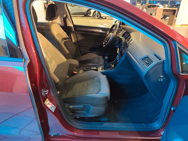 Golf VII Lim. *Massage*Navi*ACC*Assist*