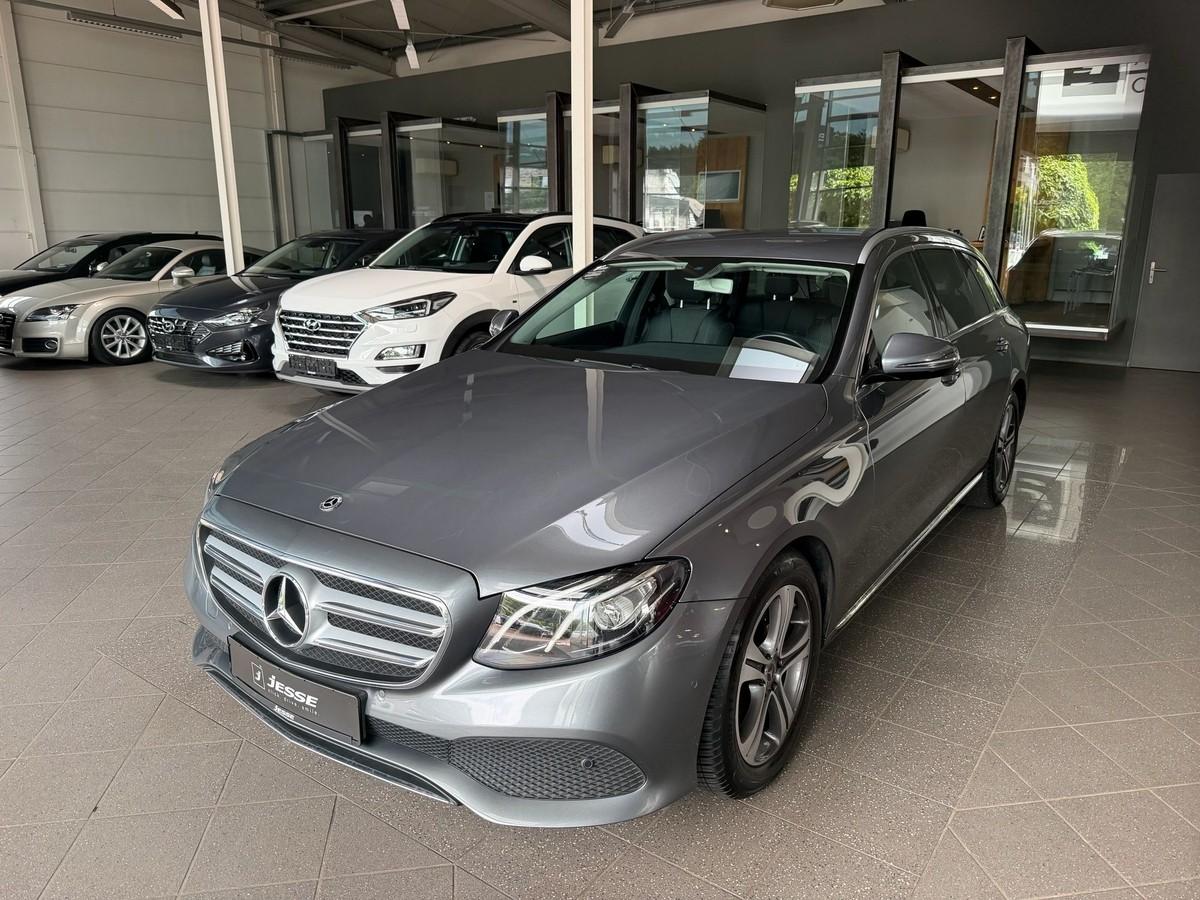 Mercedes-Benz E 200 T Avantgarde LED R.Cam Temp SHZ 