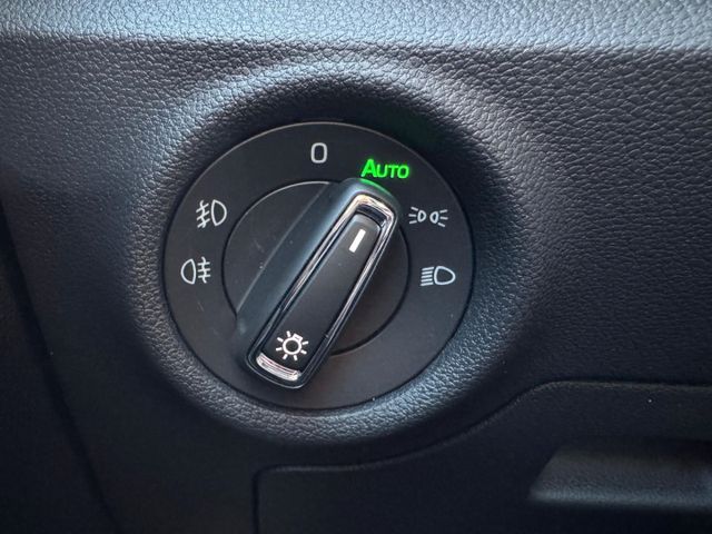 Kamiq Tour DSG Navi*Black*MTRX*LED*Kamera*GRA!!!