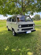 Volkswagen T3 Kombi Transporter Oldtimer  - Volkswagen T3: Transporter