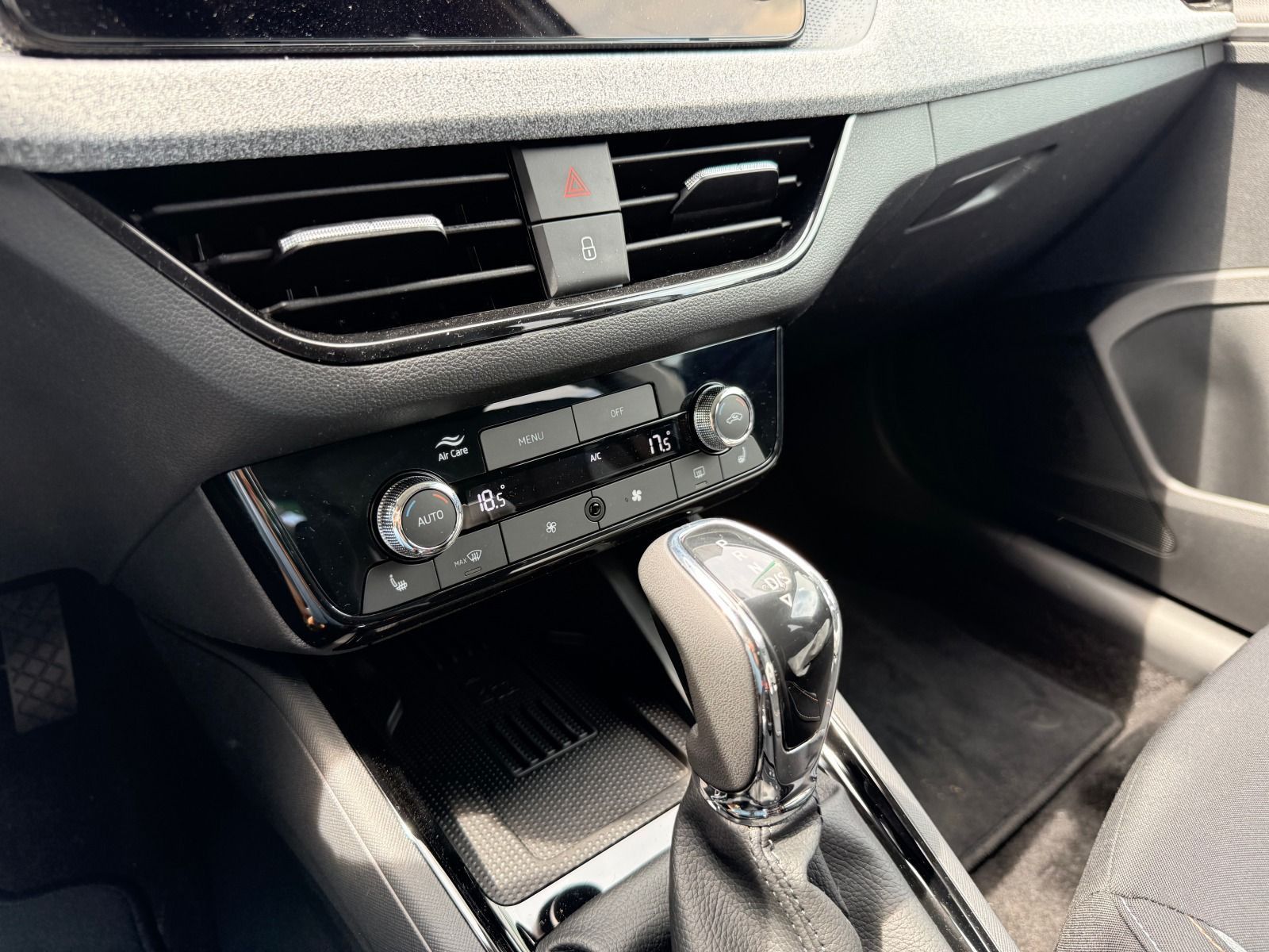 Fahrzeugabbildung SKODA Kamiq 1115PS DSG*BehFro*RFK*AHK*eHeck*Matrix