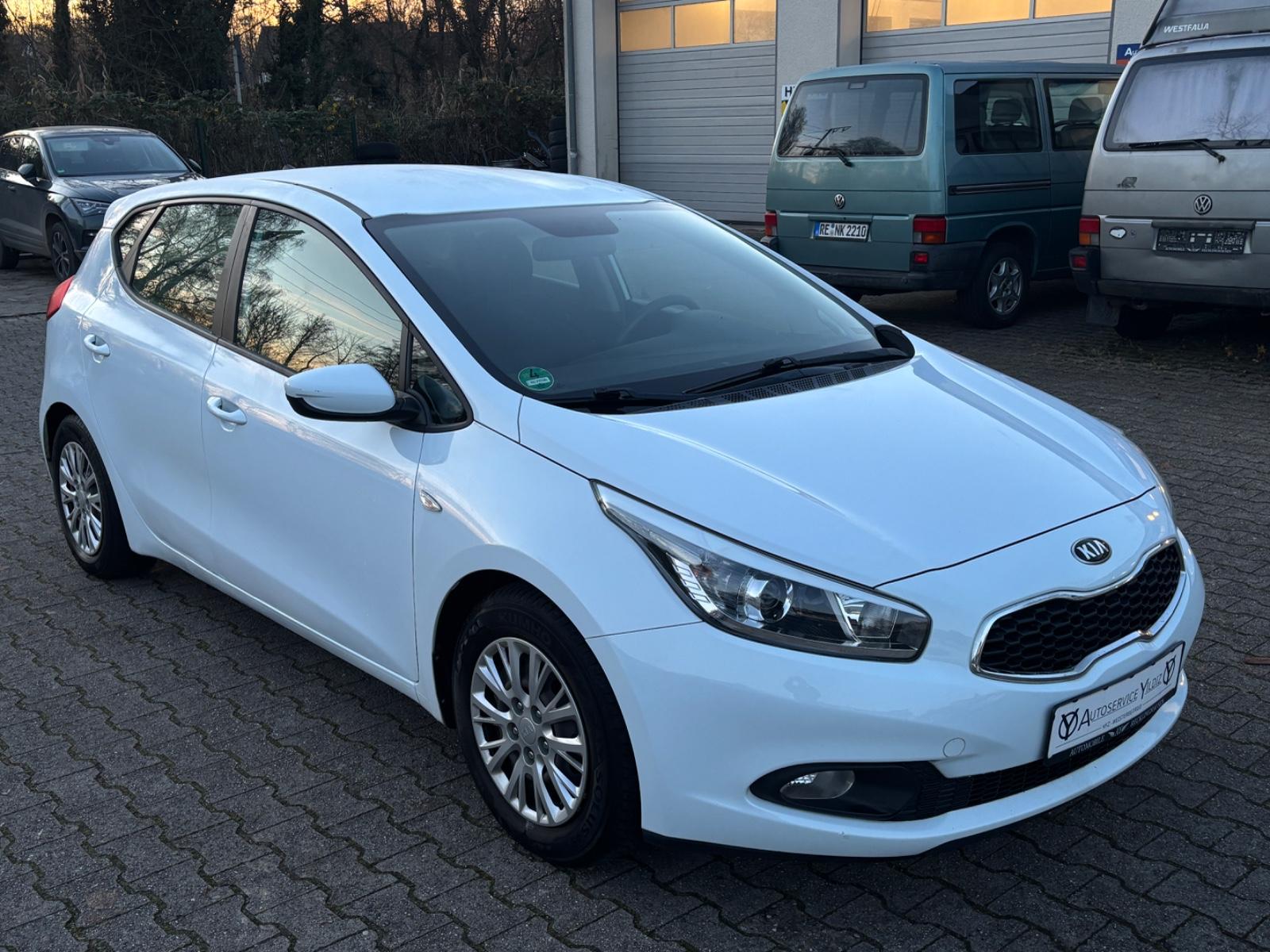 Kia Ceed Attract plus *LPG*
