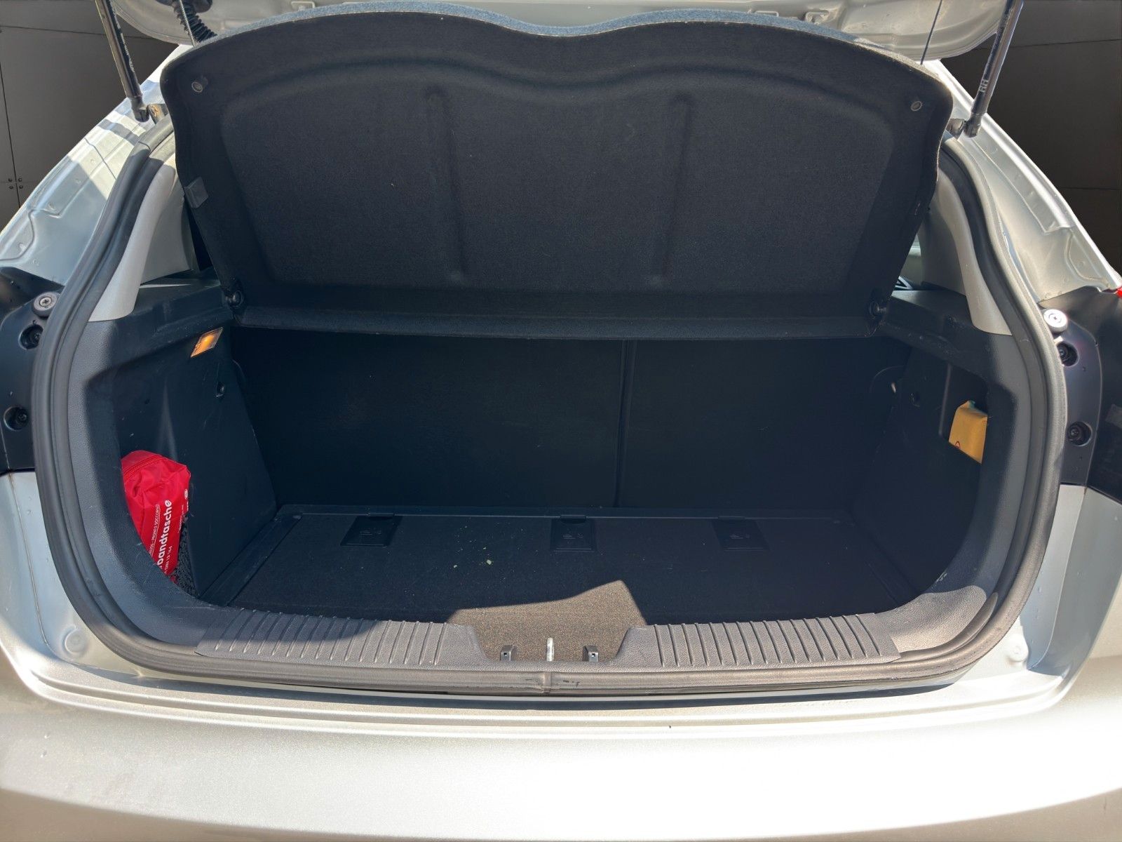 Fahrzeugabbildung Kia Rio Edition 7 Klima/Navi/Kamara/TÜV NEU