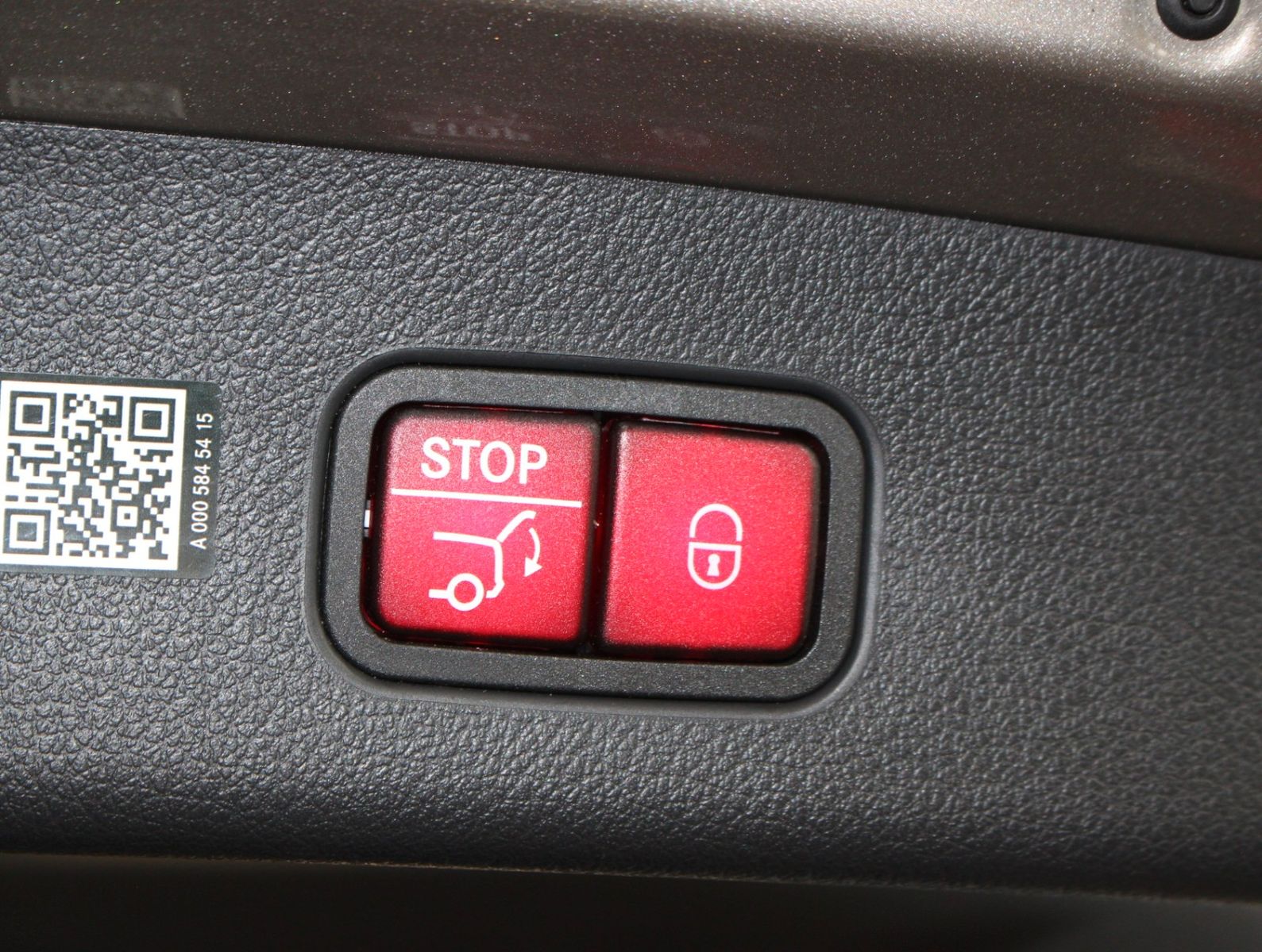 Fahrzeugabbildung Mercedes-Benz GLC 200 4Matic AMG Line*Pano*Burmester*Ambiente