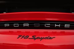 PORSCHE 718 Boxster 4.0 Spyder*Schalter*Bi-Xenon*PCM*20"