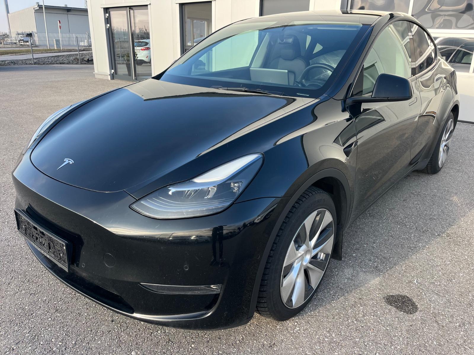 Tesla Model Y Long Range Dual AWD*FSD 3