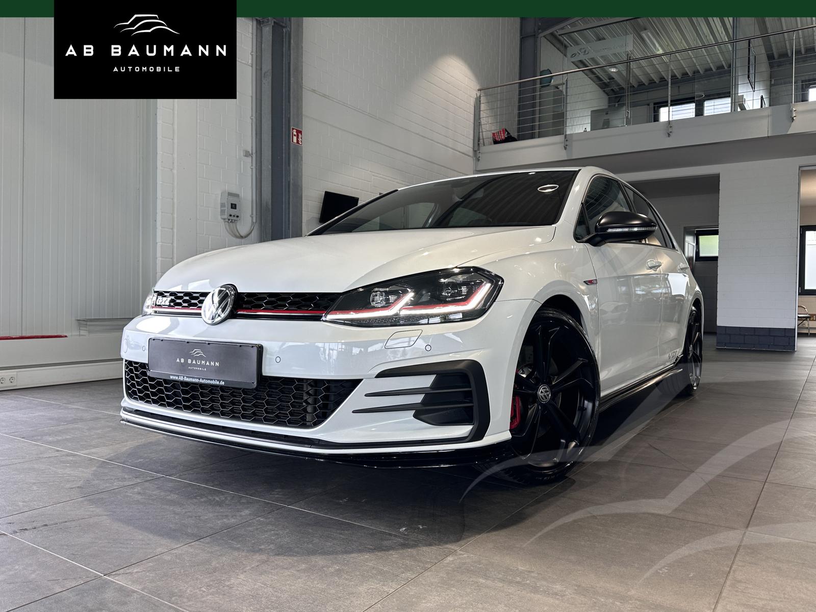 Volkswagen Golf GTI TCR *AKRAPOVIC, NAVI, ACC, REIFNITZ*