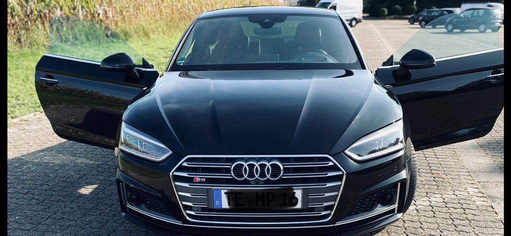 Image of Audi S5