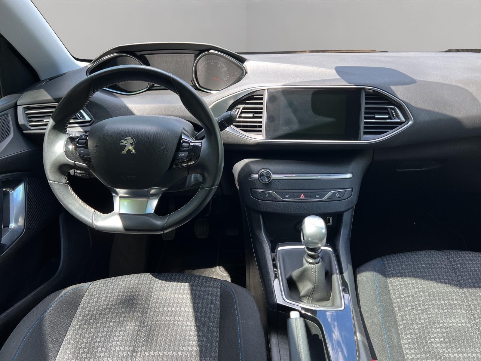 Peugeot 308 Style | Pano | Klimaauto. | PDC | 1. Hand