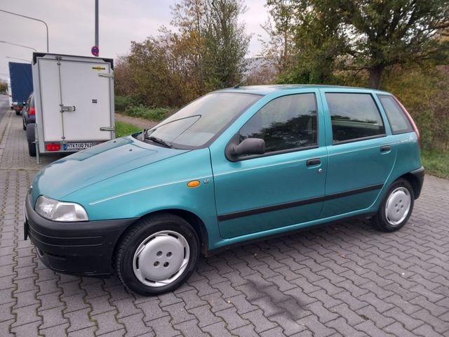 Fiat Punto Automatik 40.000km mit tüv