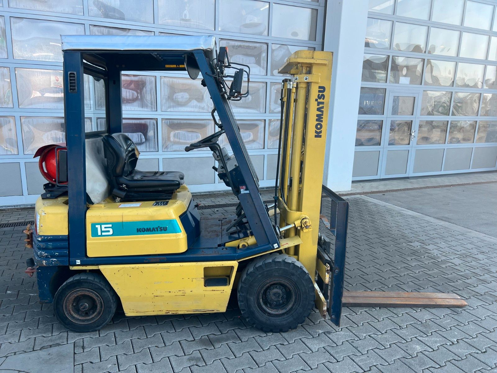 Fahrzeugabbildung Komatsu FG15T-15 / Gas / 1995 /