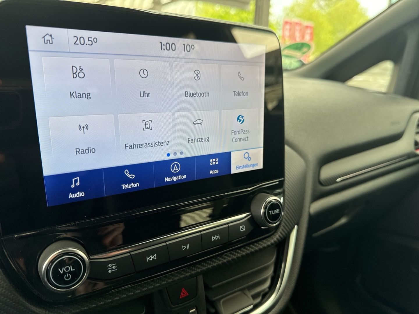Fahrzeugabbildung Ford Fiesta ST-Line Vignale Automatik B&O Navi DAB Wi