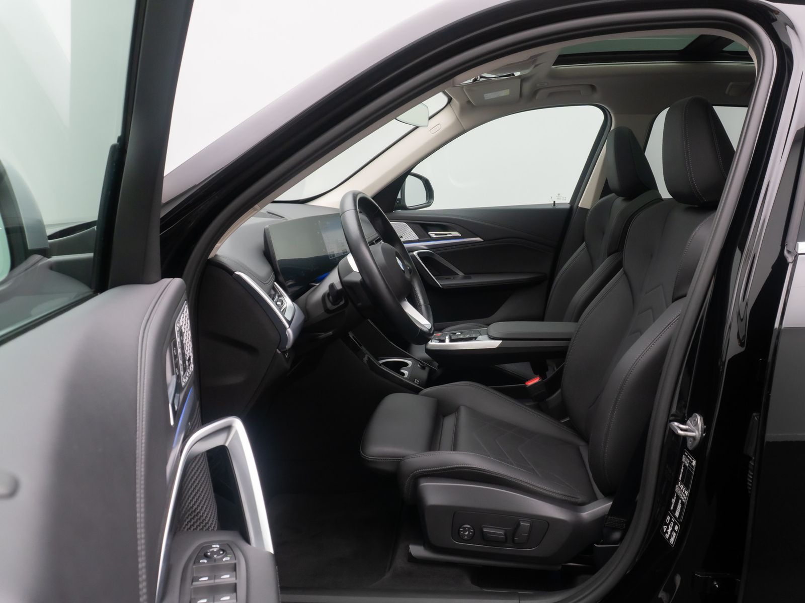 Fahrzeugabbildung BMW X1 xD20d xLine Kamera H/K AHK DAB Panorama 19"