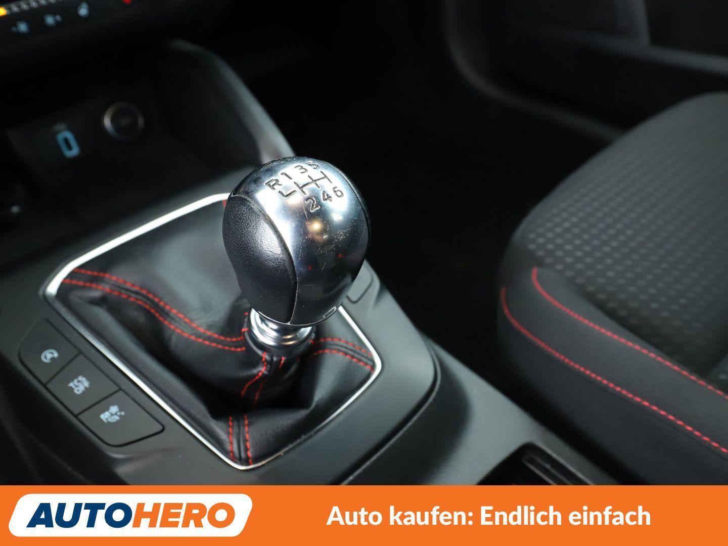 Ford Focus 1.5 EcoBoost ST-Line*NAVI*LED*SPUR*PDC*SHZ