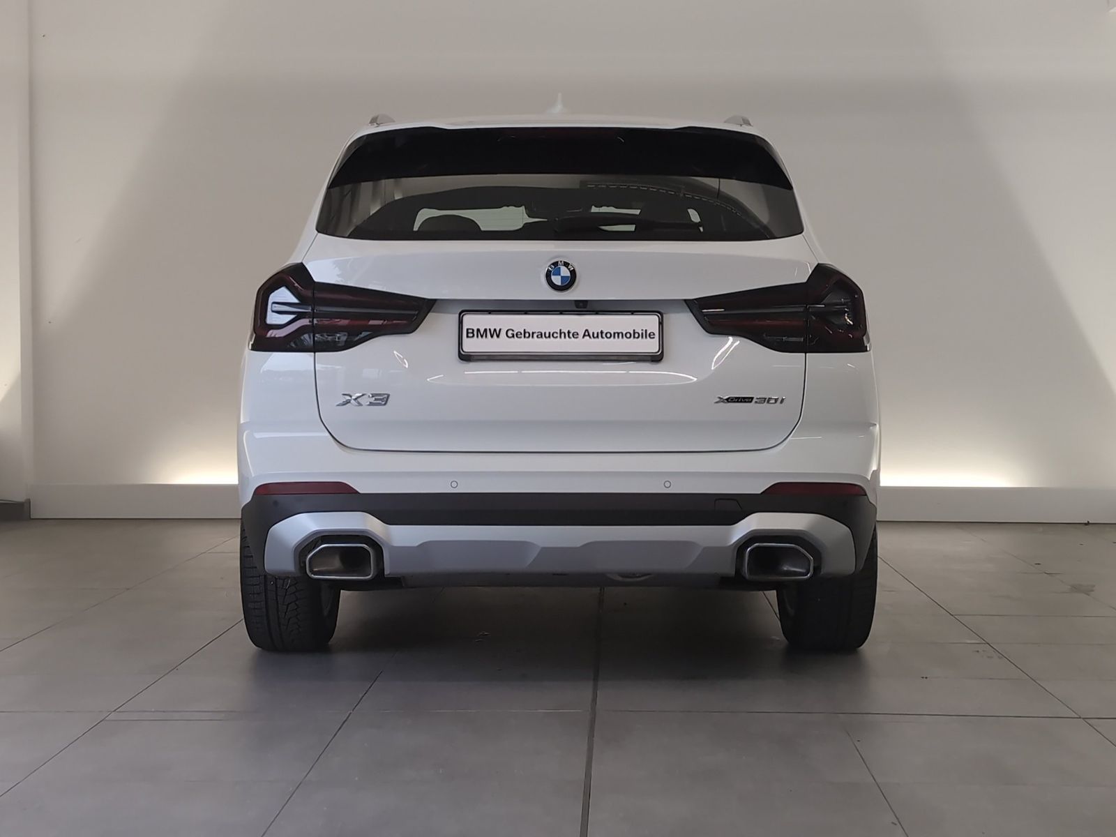 BMW X3 xDrive30i Navi/LED/AHK/RFK/SHZ/Apple/PDC v+h foto 9