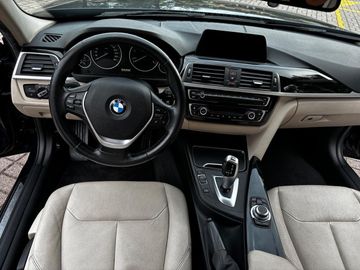 BMW 318 - 8