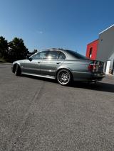 BMW 525i Exclusive / Scheckh.gepfl./Styling 65m - BMW 525 aus 2002