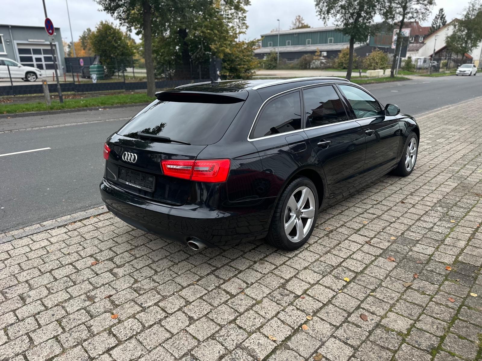 Audi Quattro 2011 — photo 8