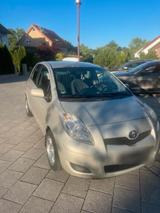 Toyota Yaris 1,33 TÜV 2026 8 fach bereift ... - Toyota Yaris: 1.8