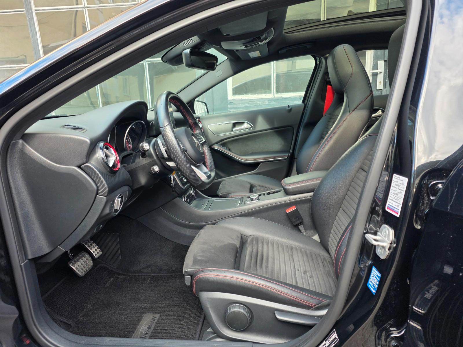 Mercedes-Benz A 250 4Matic Sport/AMG-LINE