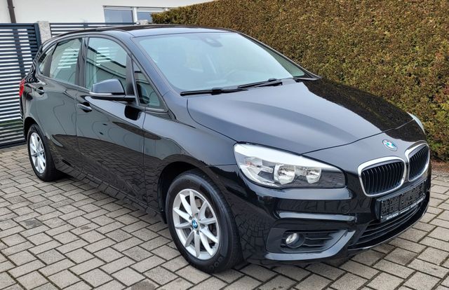 BMW 216 Baureihe 2 Active Tourer 216 i Advantage