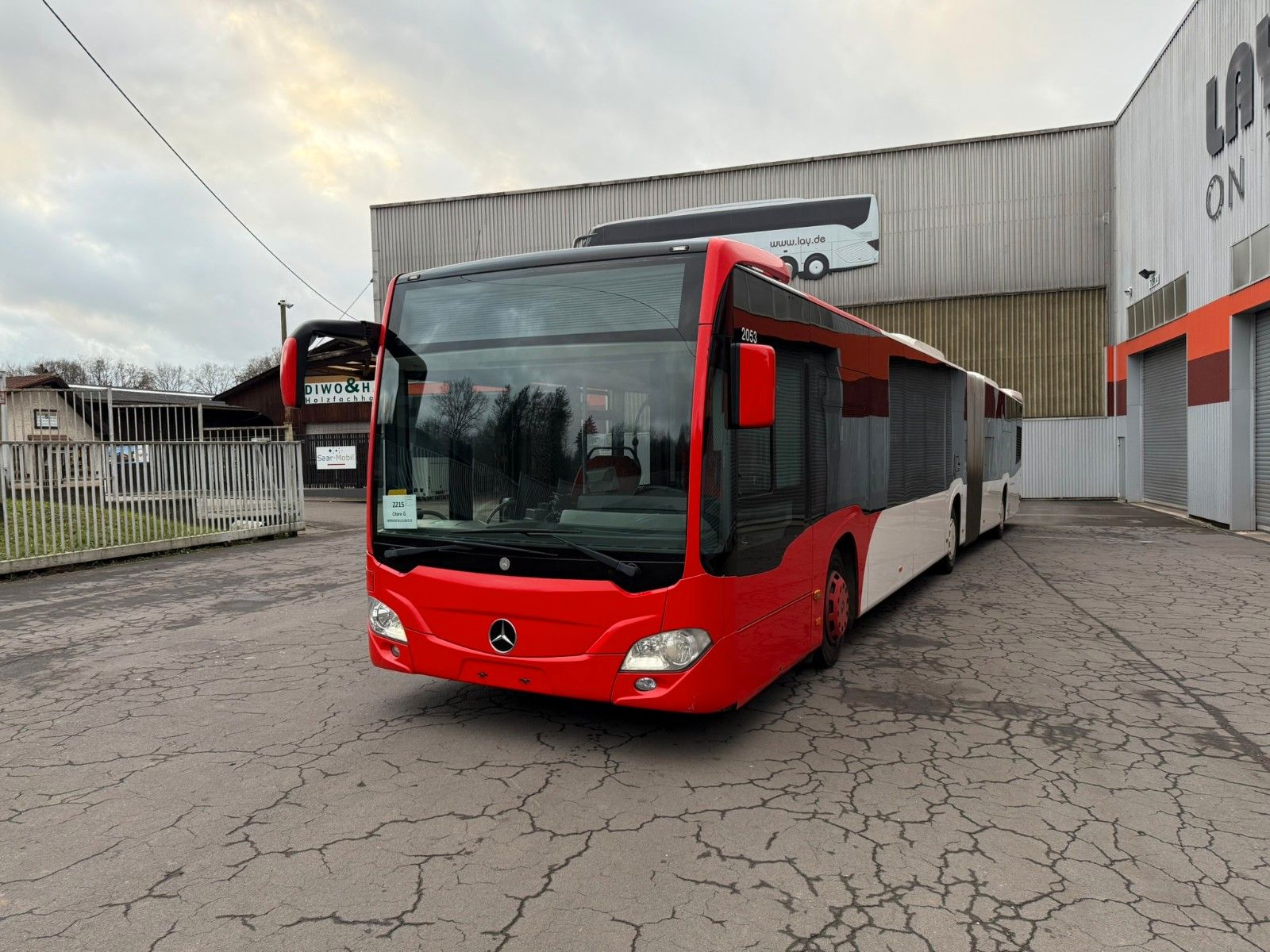 MERCEDES-BENZ  2017 - Image 2 of 25