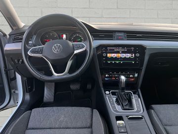 Volkswagen Passat Variant - 9