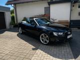 Audi A5 Cabriolet 2.0 TDI S-Line Automatik  - schwarze Audi Cabriolet