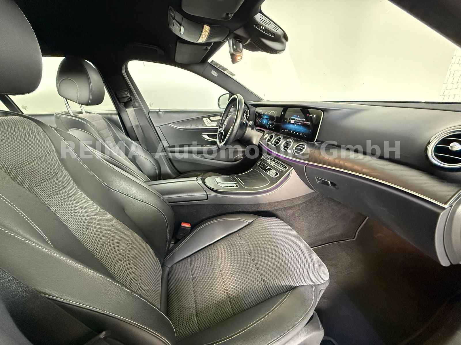 Fahrzeugabbildung Mercedes-Benz E 300 de T 4Matic,