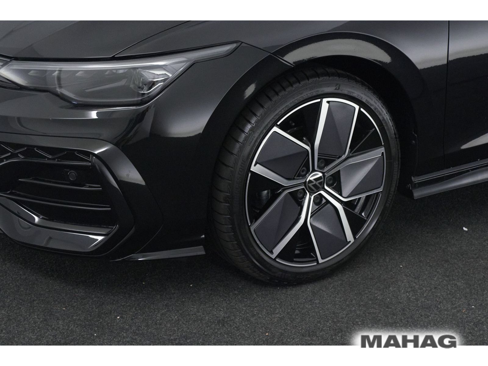 Volkswagen Golf - Bild 9