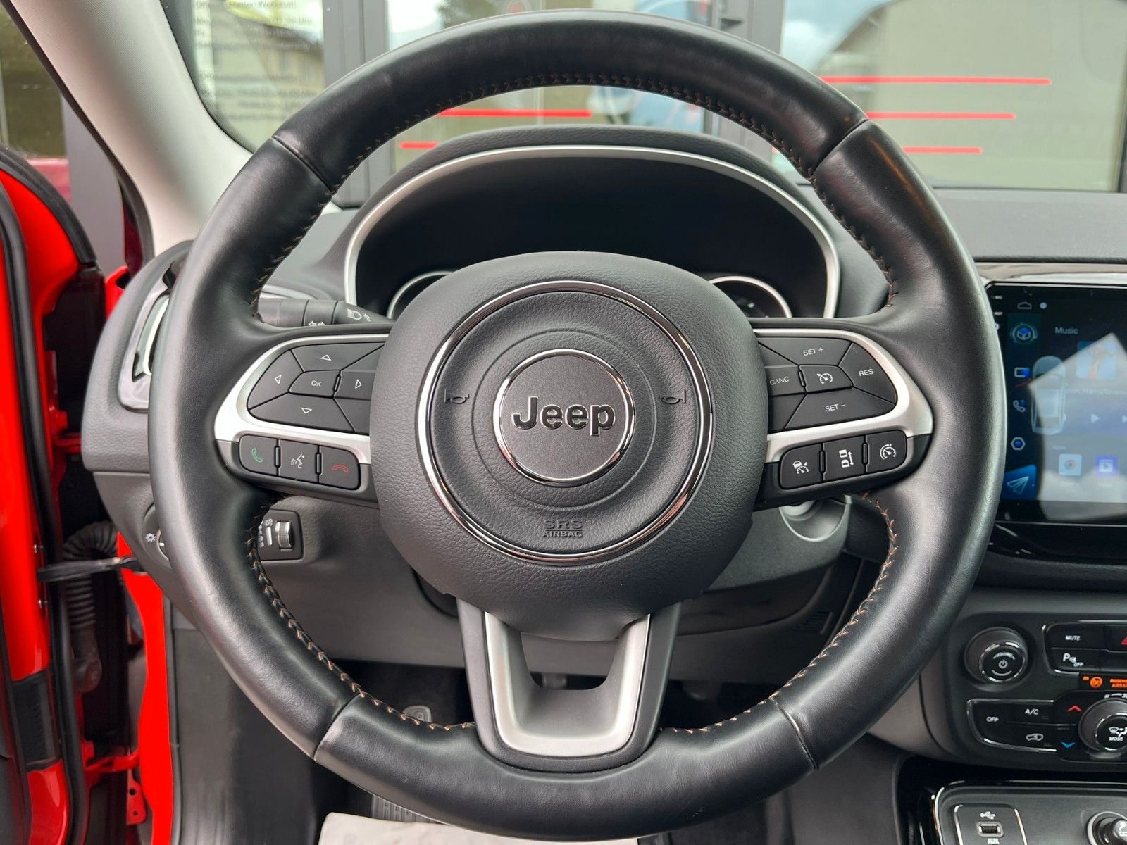 Fahrzeugabbildung Jeep Compass Limited FWD