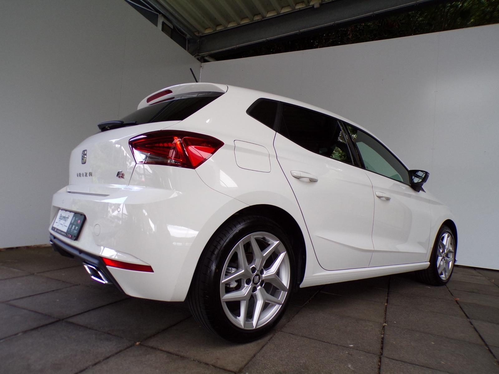 Seat IBIZA 1.0 TSI DSG FR / LED'S+17'+SITZHZG