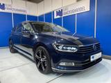 Volkswagen Passat Highline 2.0TDi DSG 4Moti. *Virtual*Pano* - Volkswagen Passat Variant: Blau