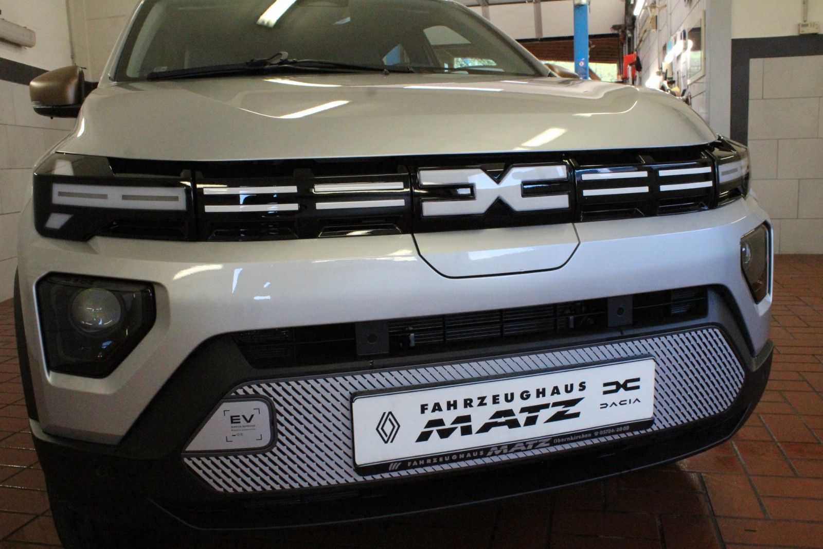 Fahrzeugabbildung Dacia Spring electric 100 Extreme