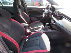 SKODA Kamiq 1.0 TSI Monte Carlo DSG LED Nav Ahk Pano SKODA Kamiq 1.0 TSI Monte Carlo DSG LED Nav Ahk Pano