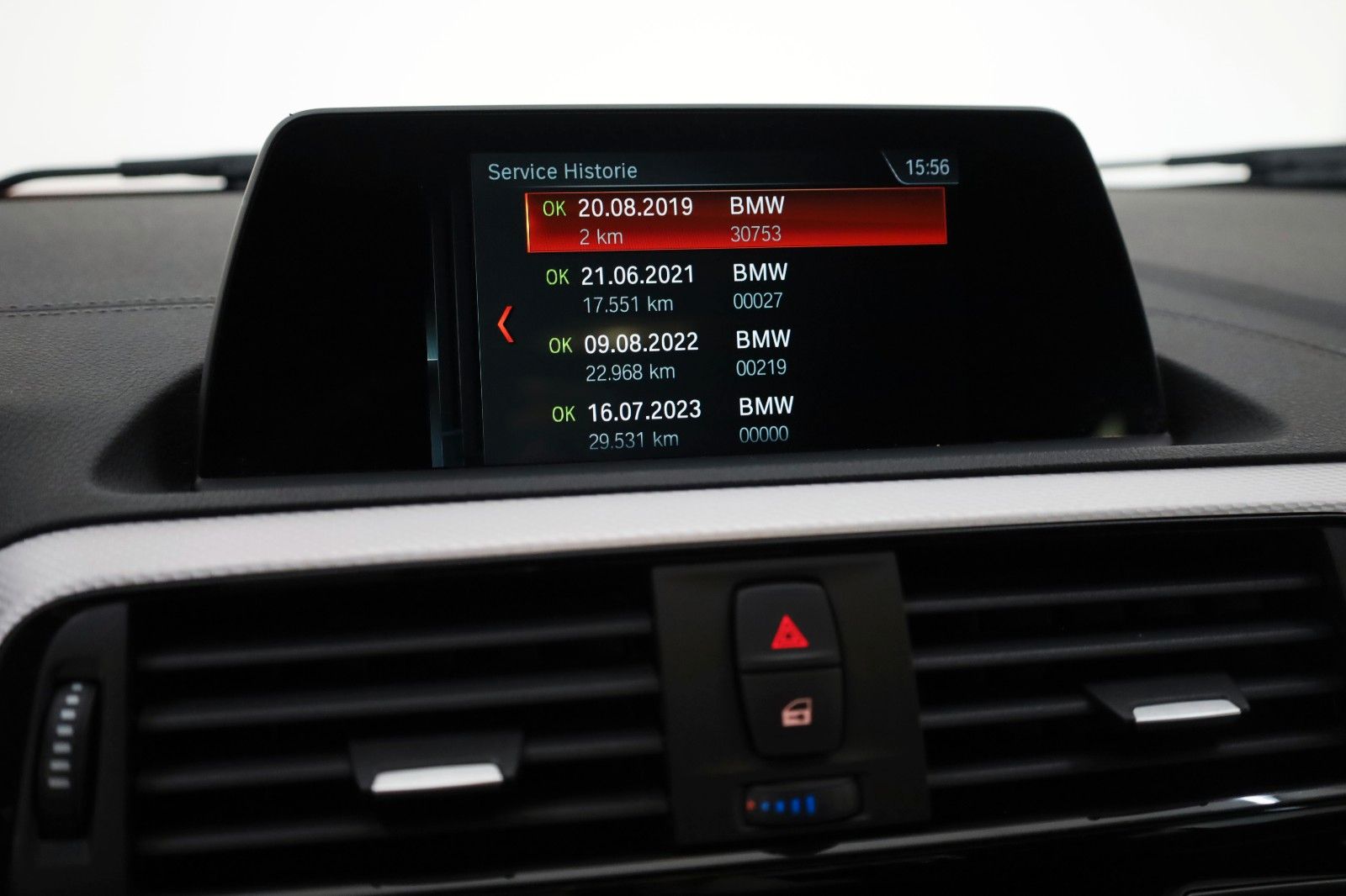 Fahrzeugabbildung BMW M140i Special Edition,Akrapovic,Leder,8fach 18"